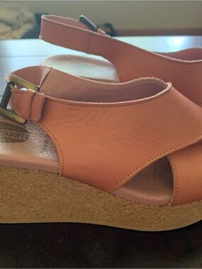 WORISHOFER Pink/Tan Leather Wedge Slingback Sandal